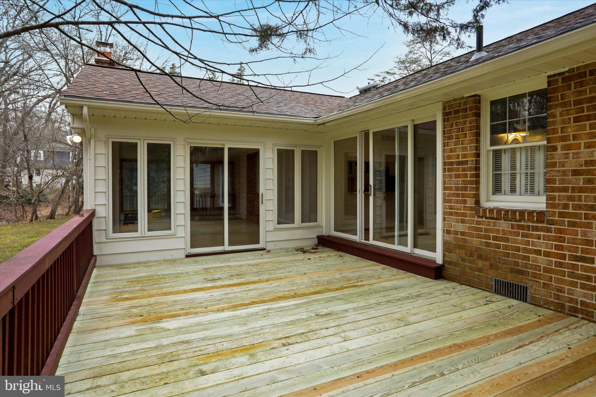 HARBOR HILLS - Residential