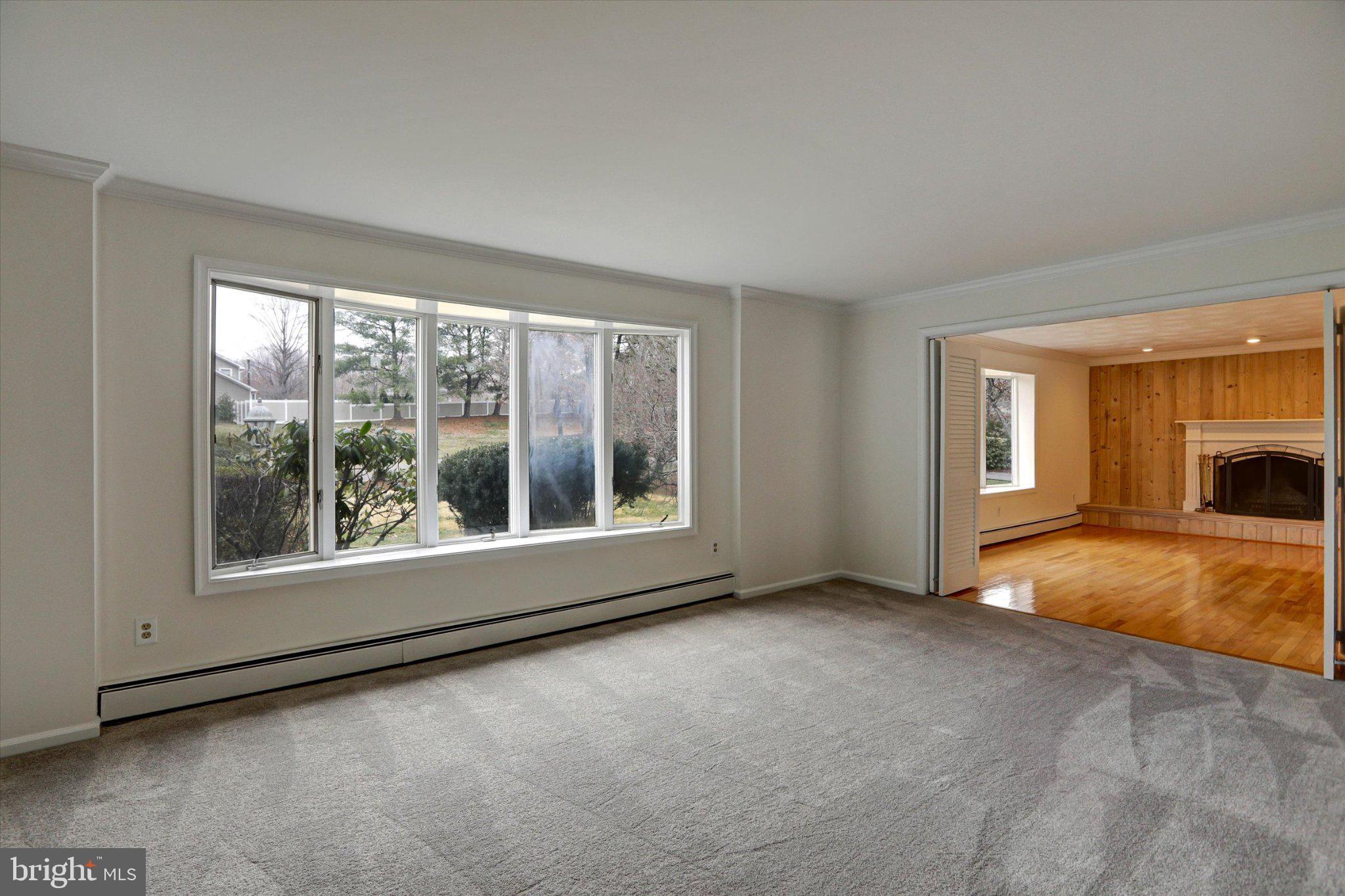 HARBOR HILLS - Residential