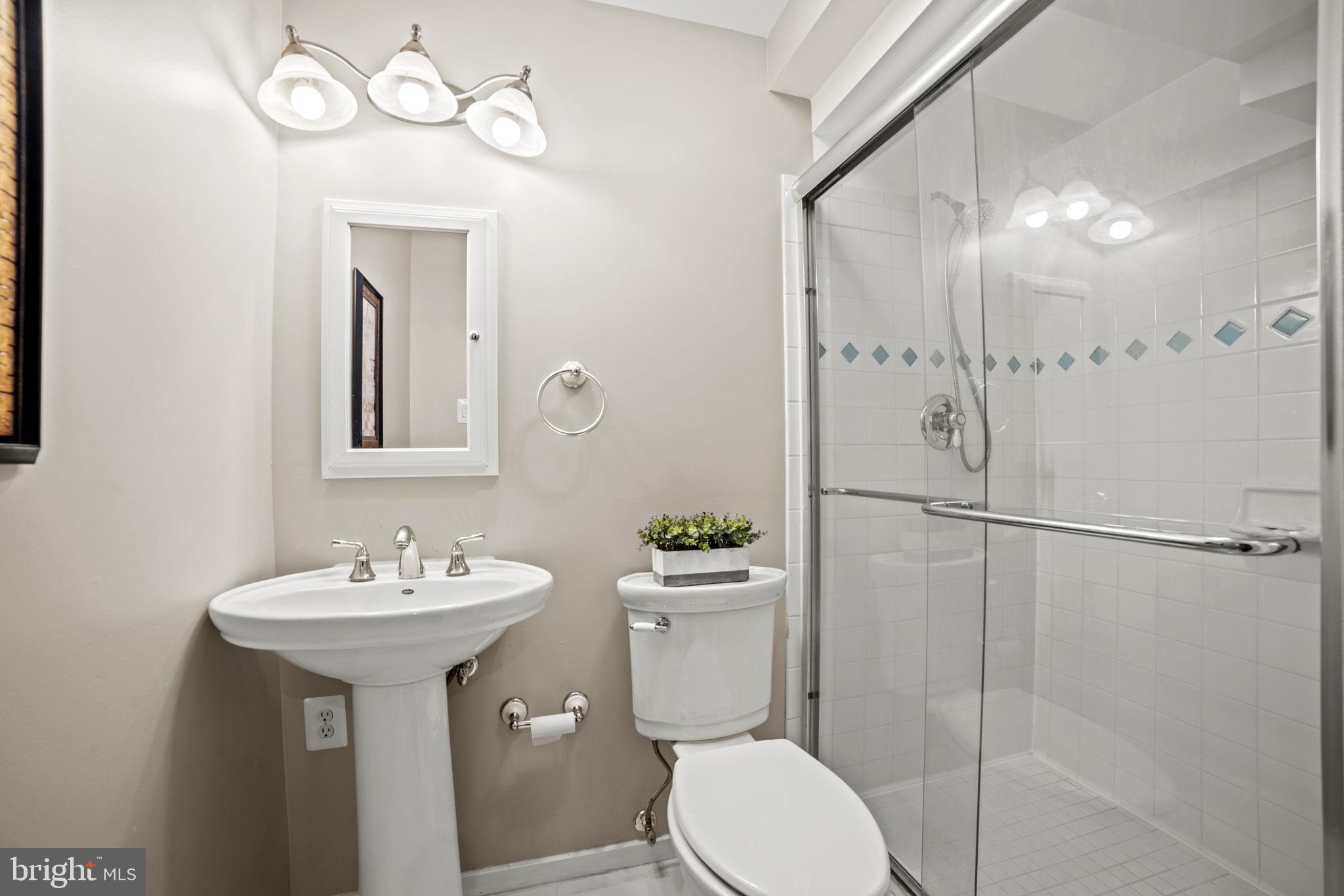 LITTLE ROCKY RUN - Residential