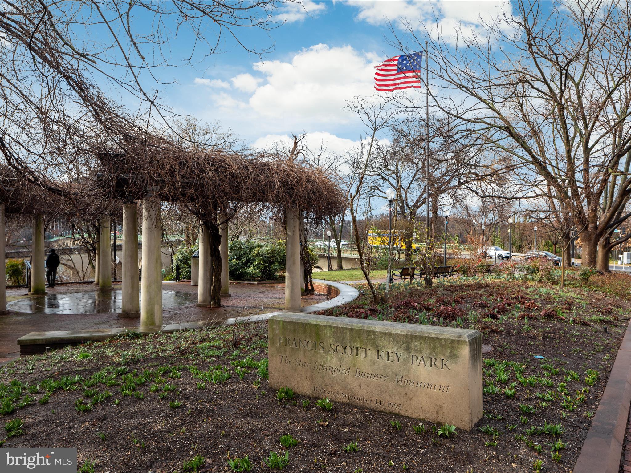 GEORGETOWN - Residential