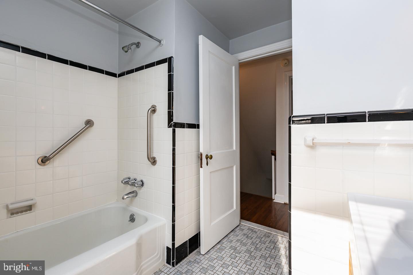 PILGRIM GDNS - Residential