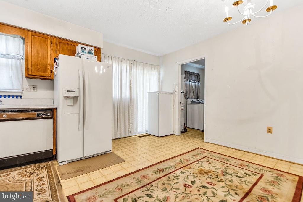 10933 BRIDLE PATH CIRCLE