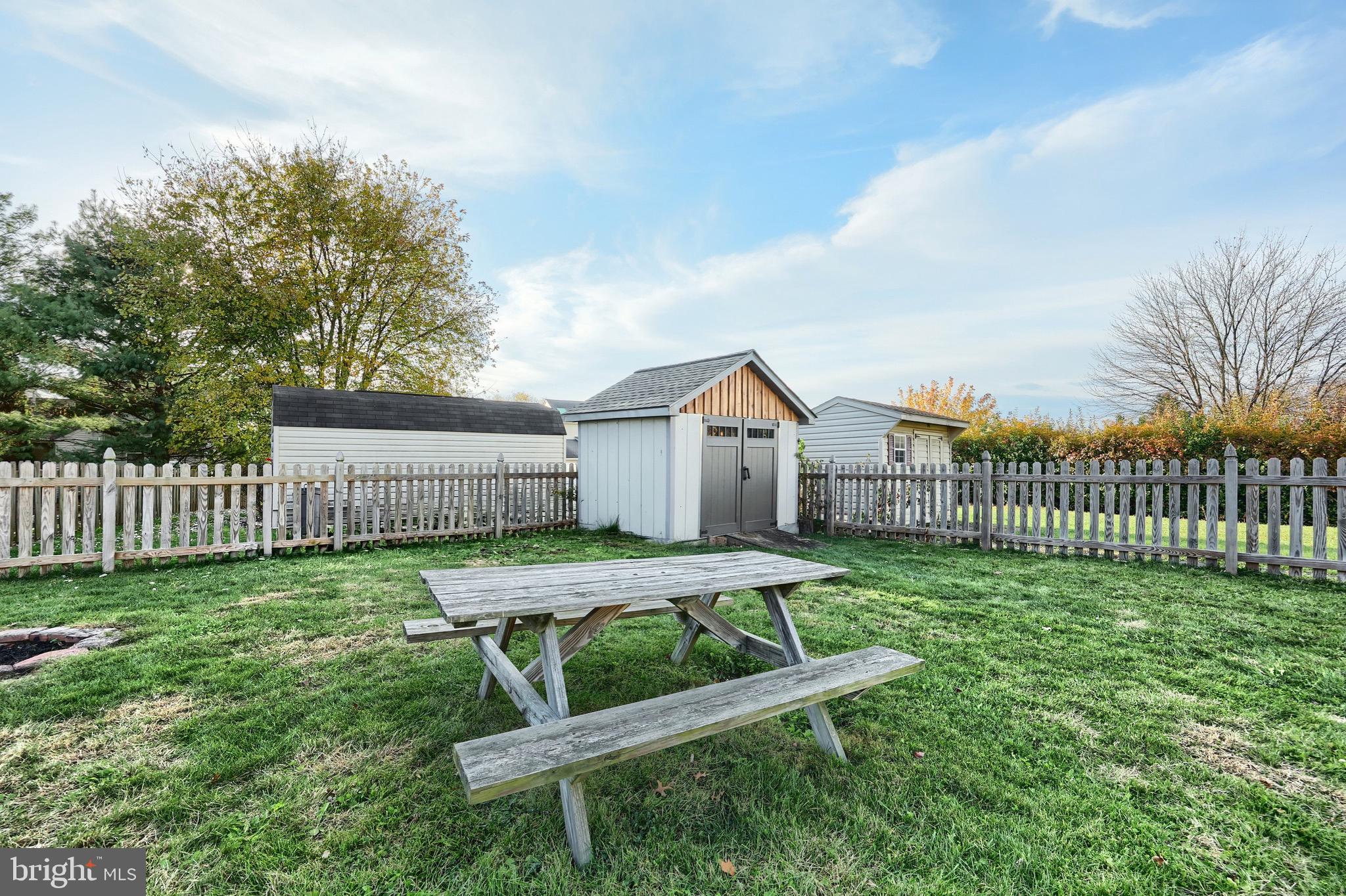 STONEBRIDGE CROSSING - Residential