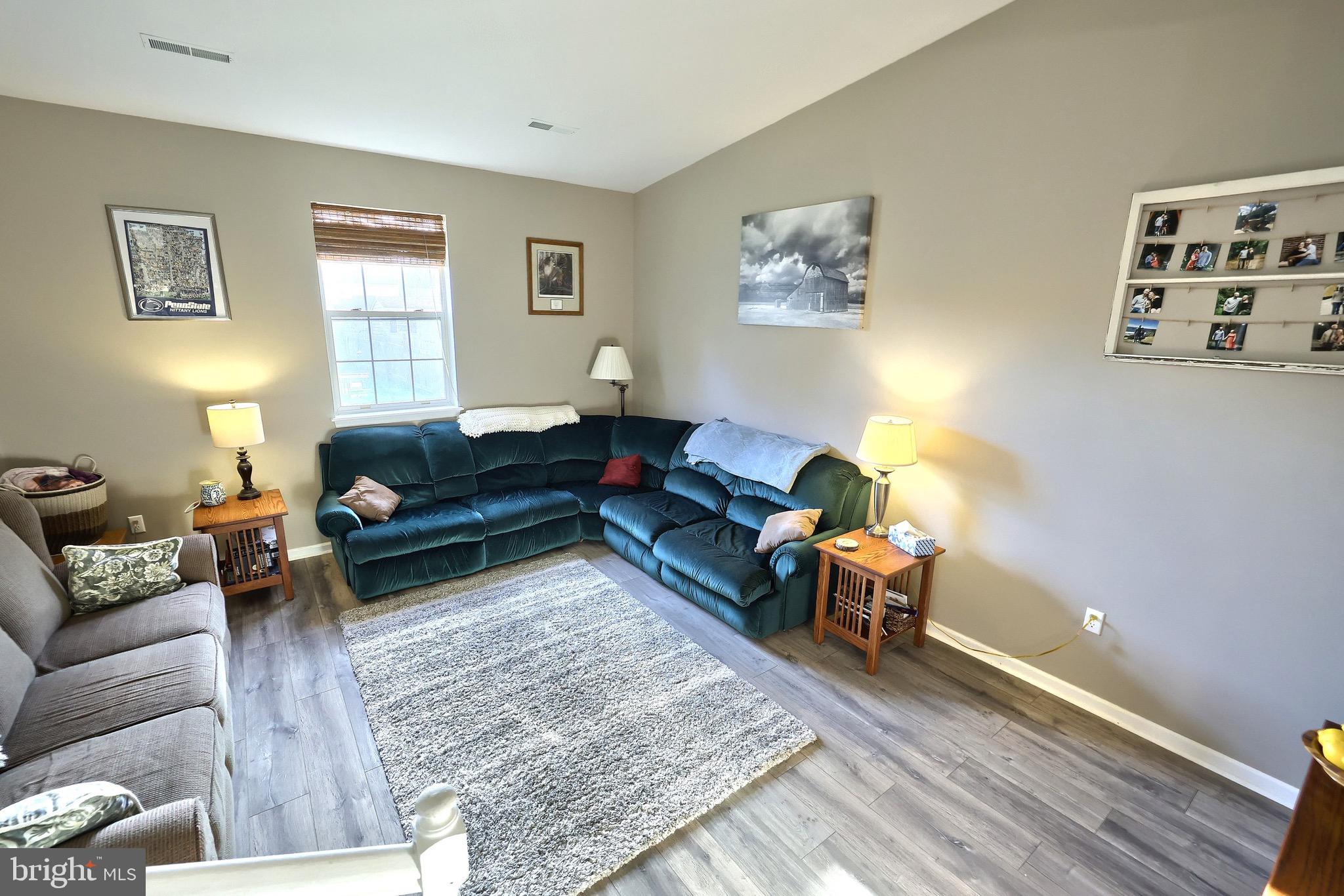 STONEBRIDGE CROSSING - Residential