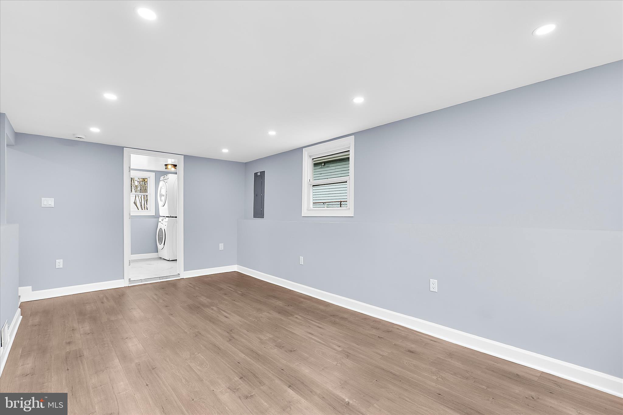 FAIRWAY GARDENS - Residential