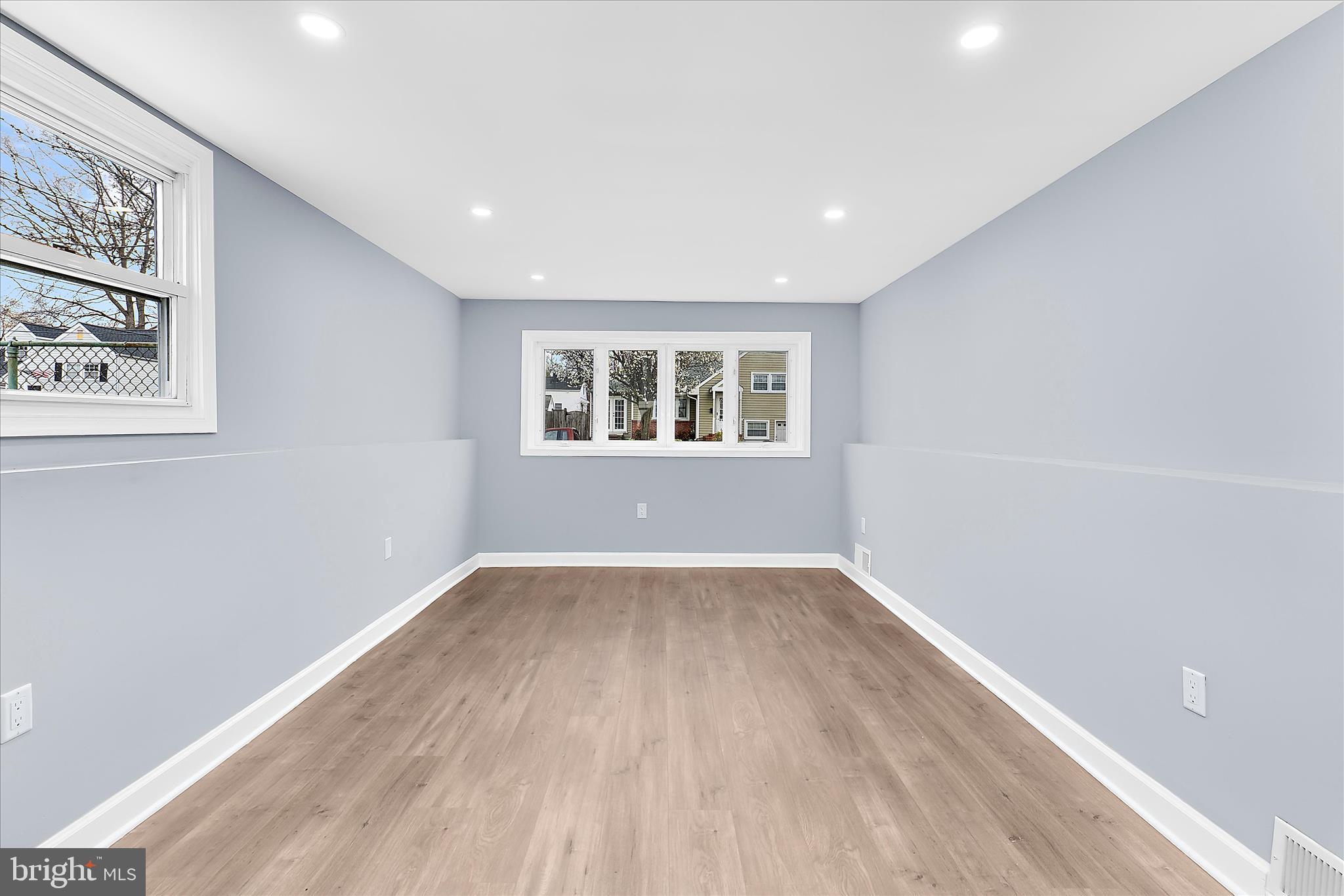 FAIRWAY GARDENS - Residential