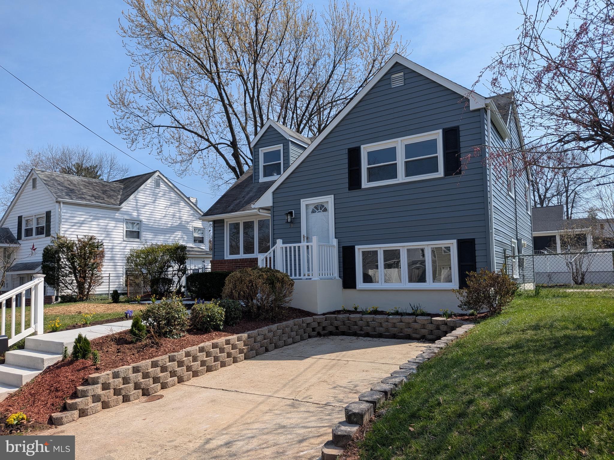 FAIRWAY GARDENS - Residential