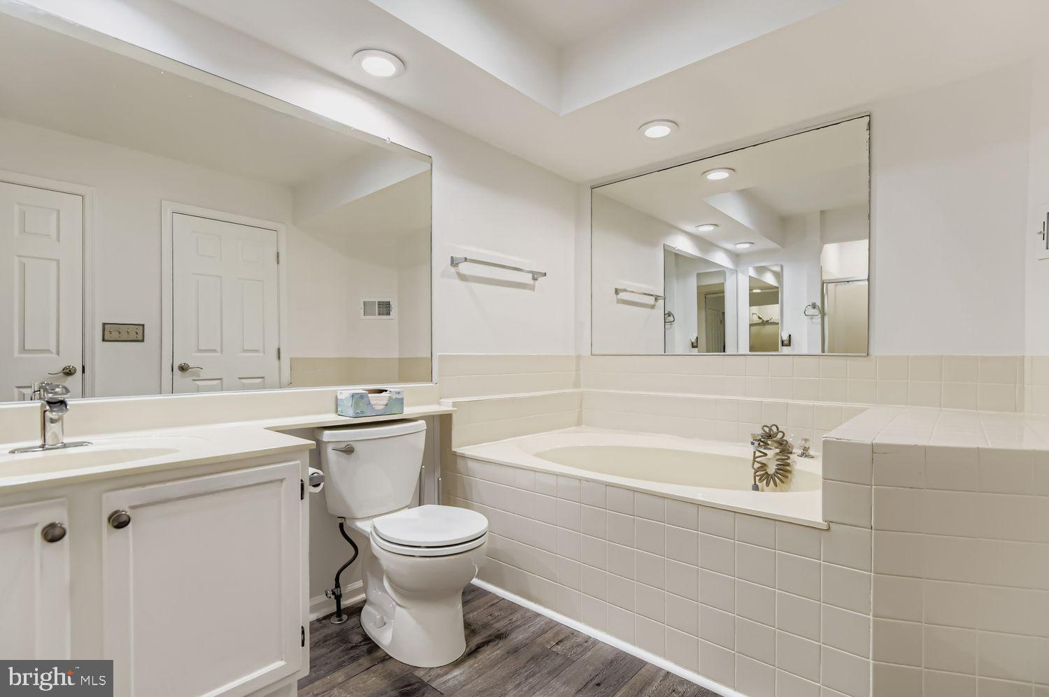 WHITE OAK - Residential