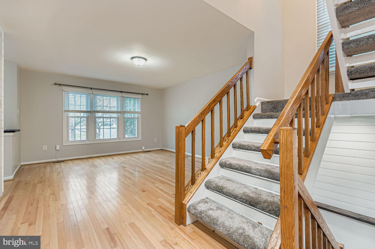 WHITE OAK - Residential