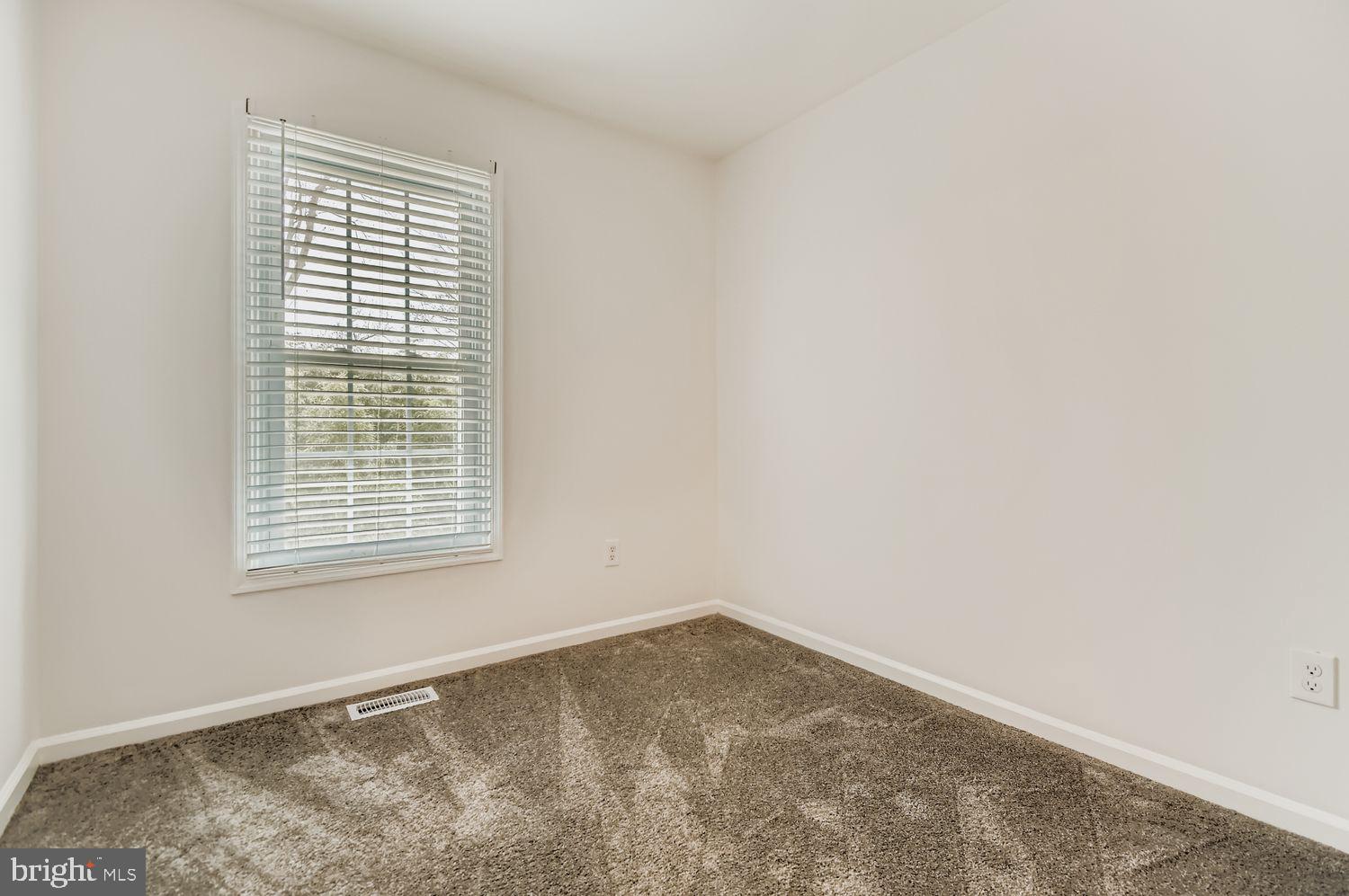 WHITE OAK - Residential