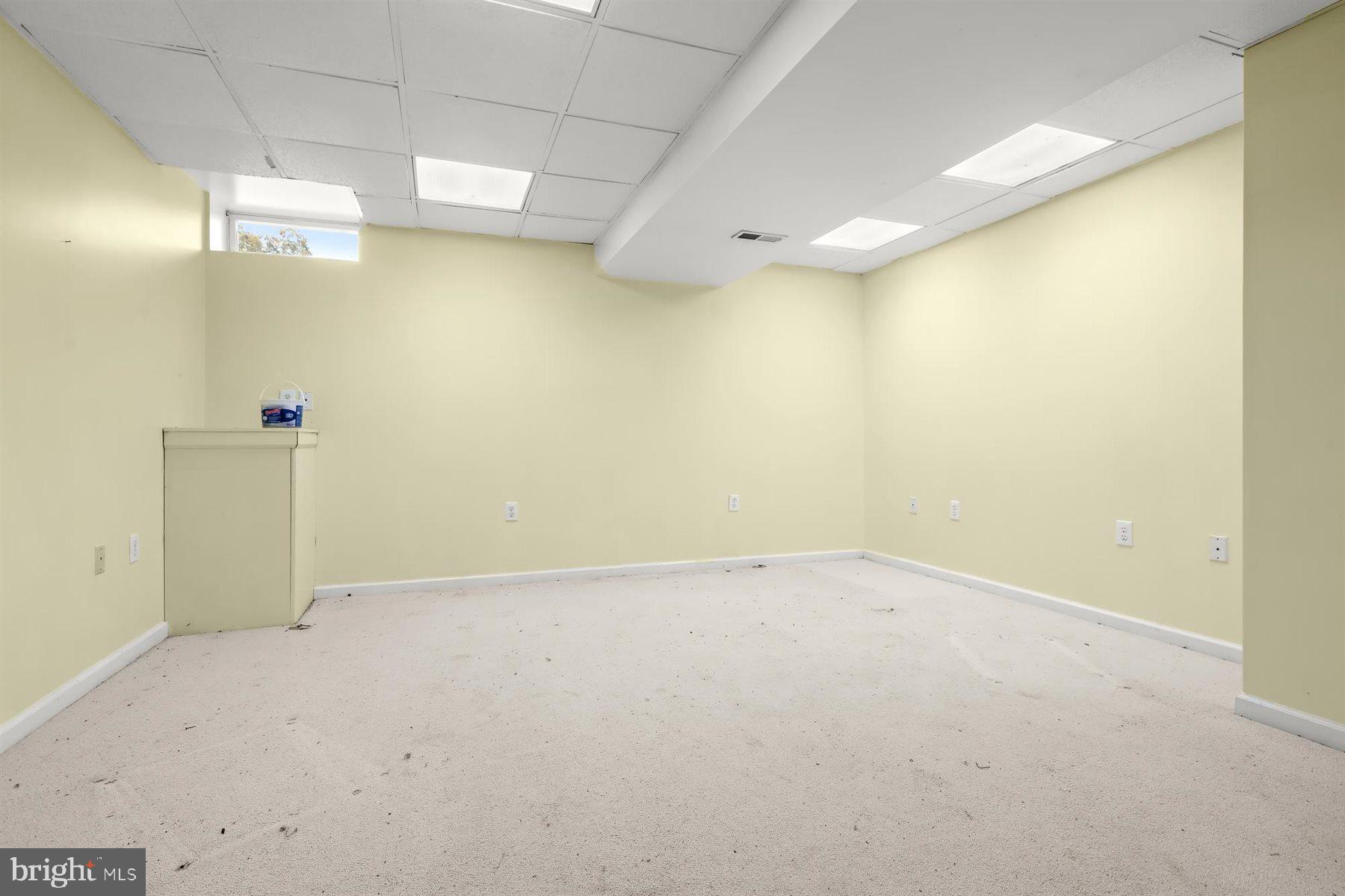 RIVER DOWNS - Residential