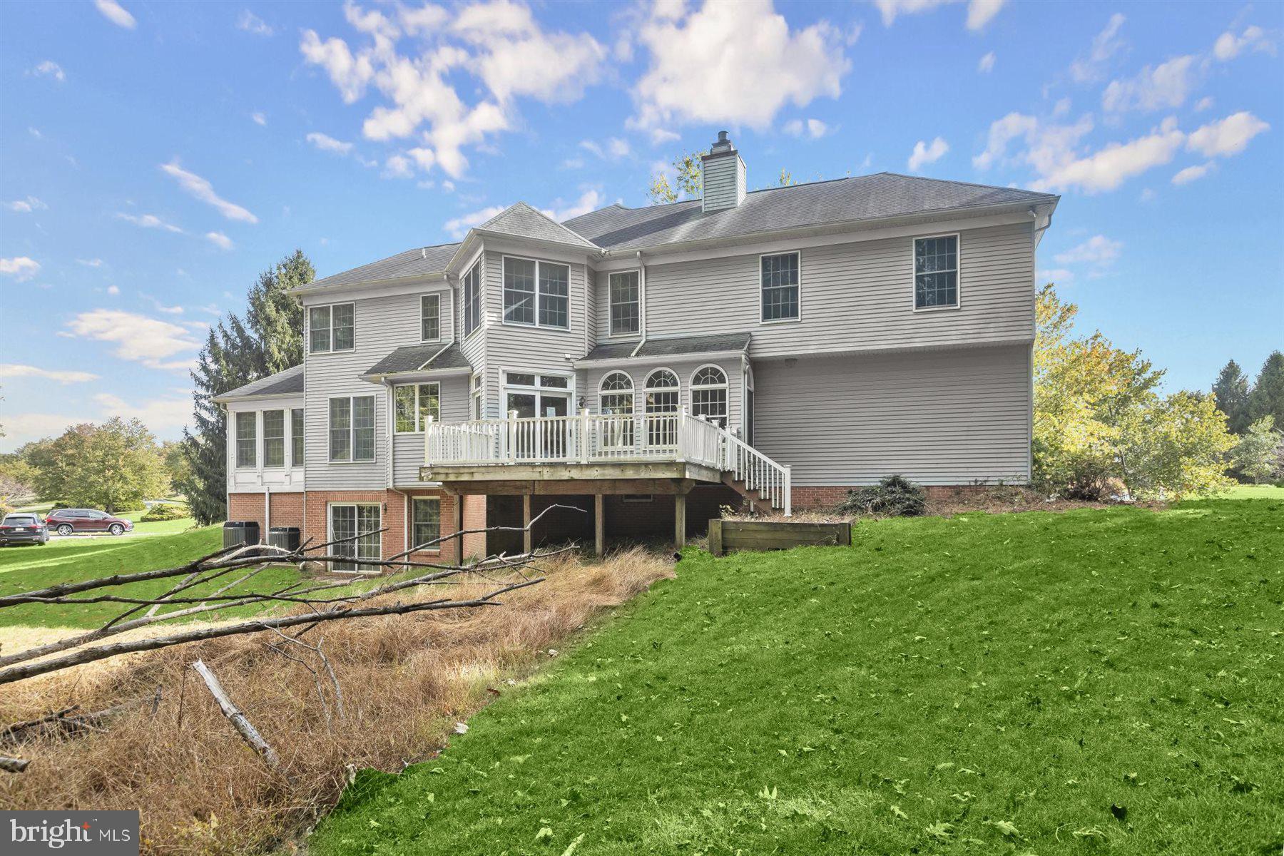 RIVER DOWNS - Residential