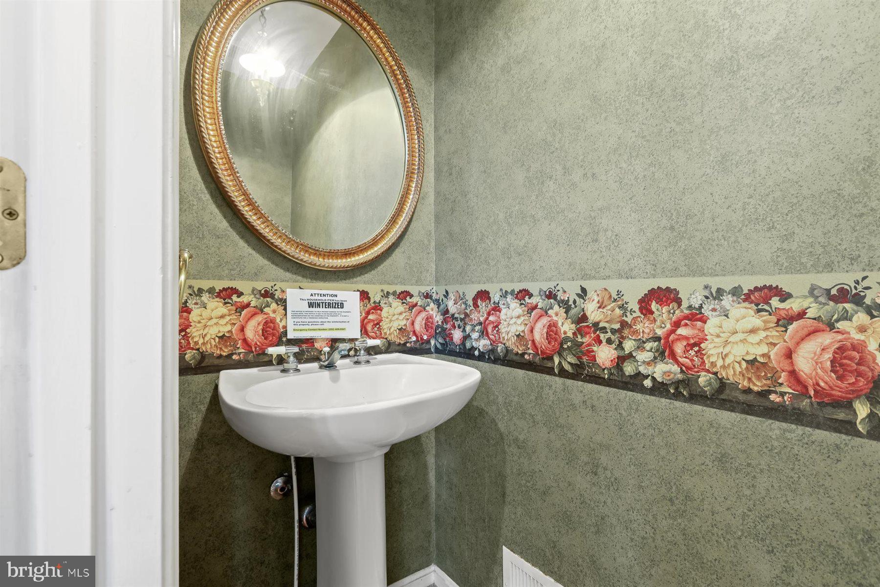 RIVER DOWNS - Residential