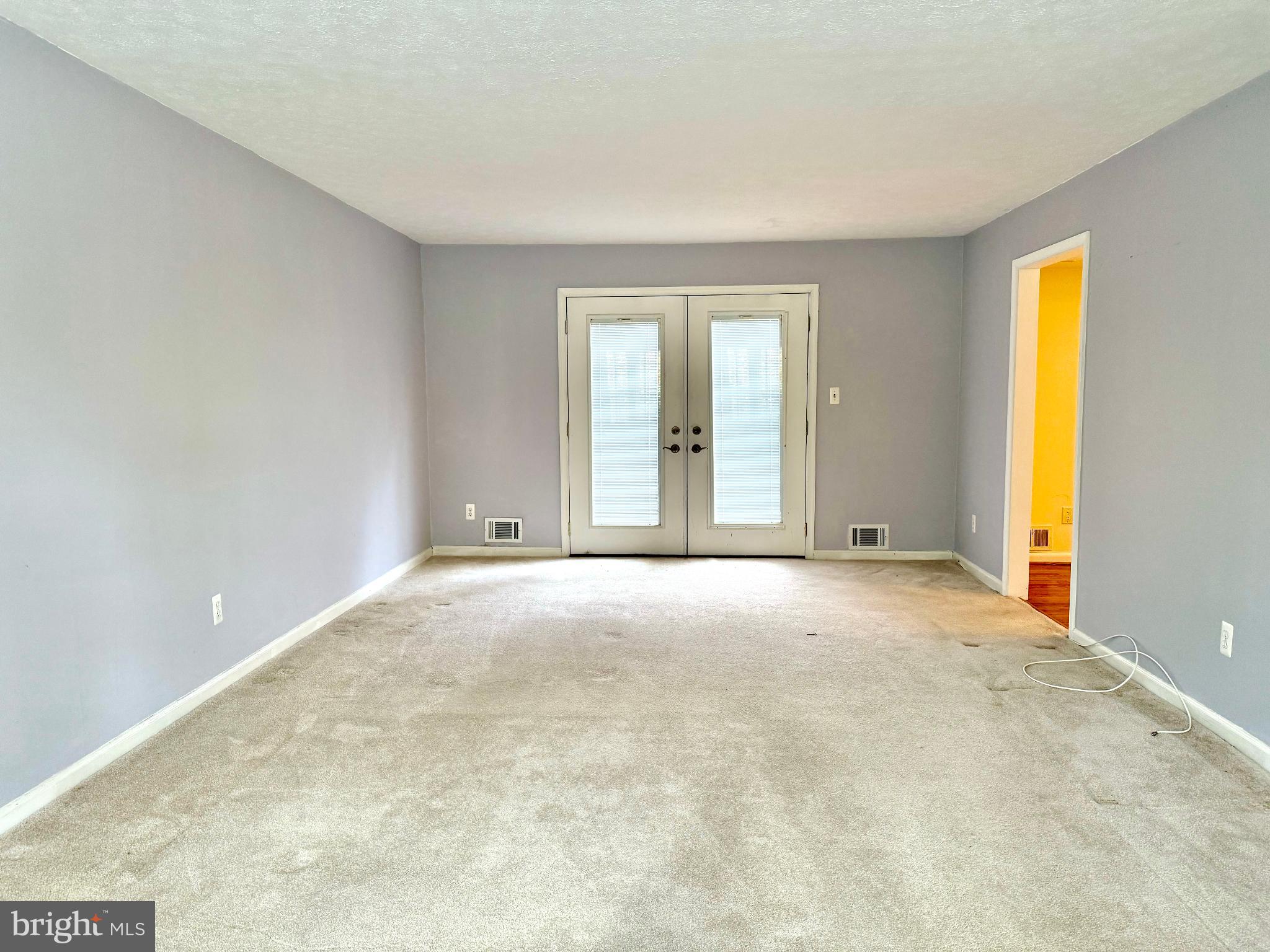 TANTALLON ON THE POTOMAC - Residential