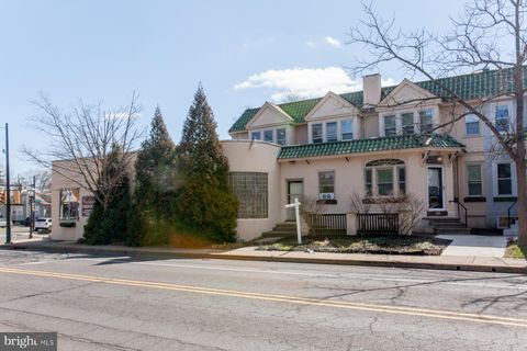 Photo of 248 W State Street, DOYLESTOWN, PA 18901 (MLS # PABU2089516)