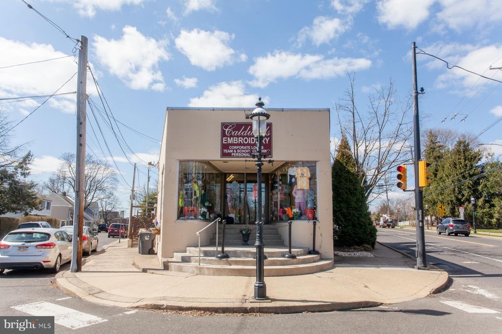 Photo of 248 W State Street, DOYLESTOWN, PA 18901 (MLS # PABU2089516)