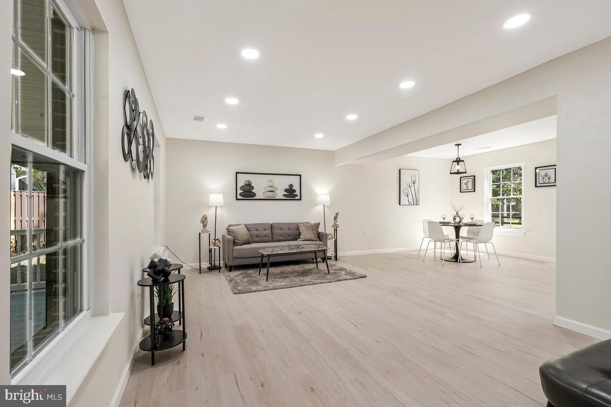 ST CHARLES SUB - BANNISTER - Residential