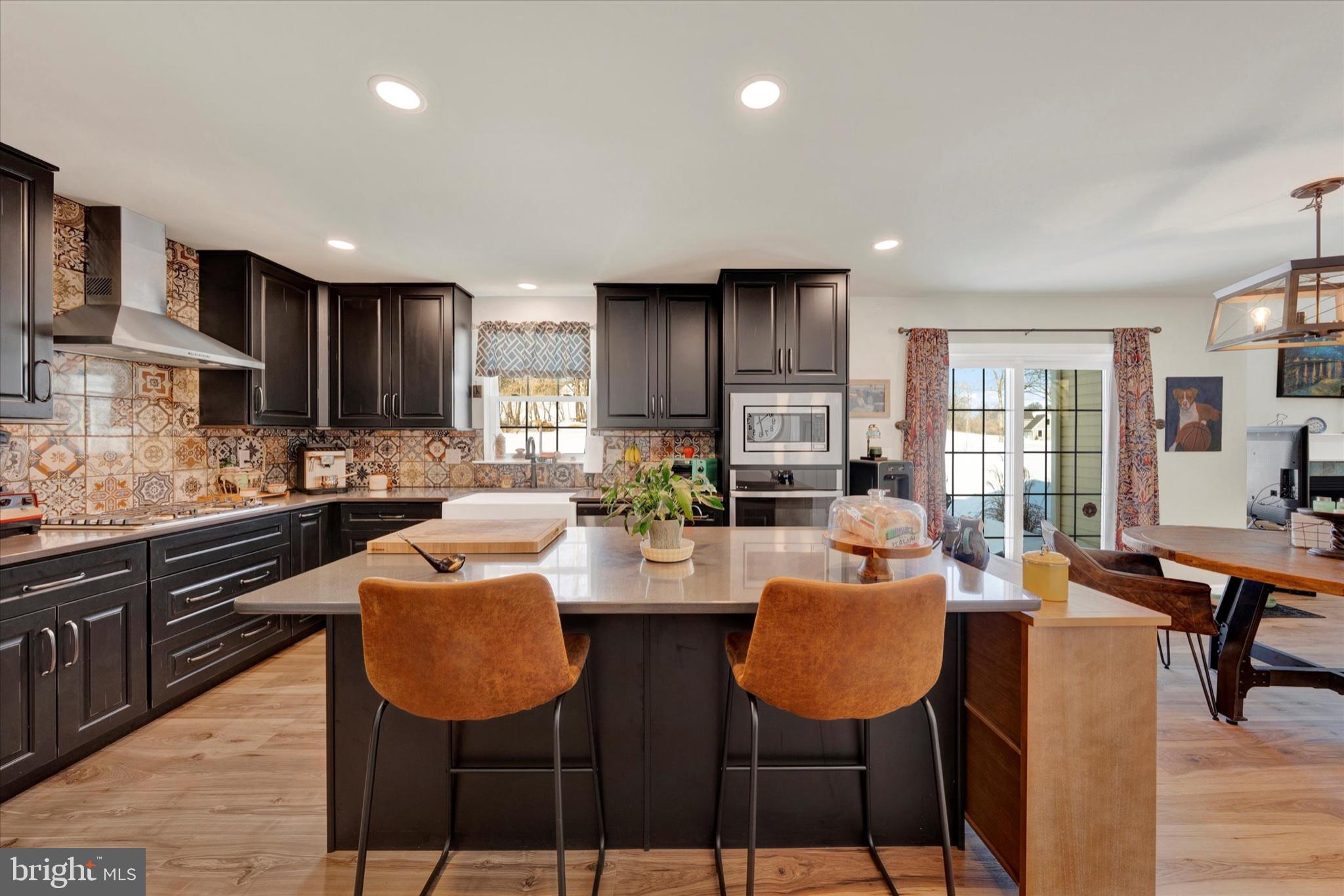 CALAIS @ LONGRIDGE - Residential