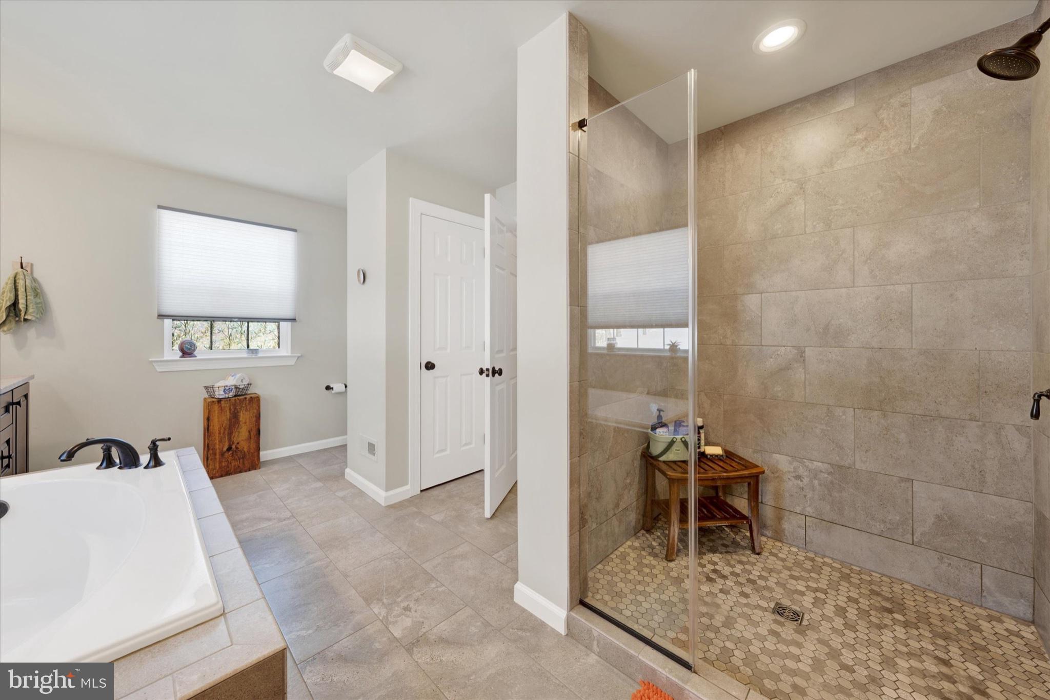 CALAIS @ LONGRIDGE - Residential