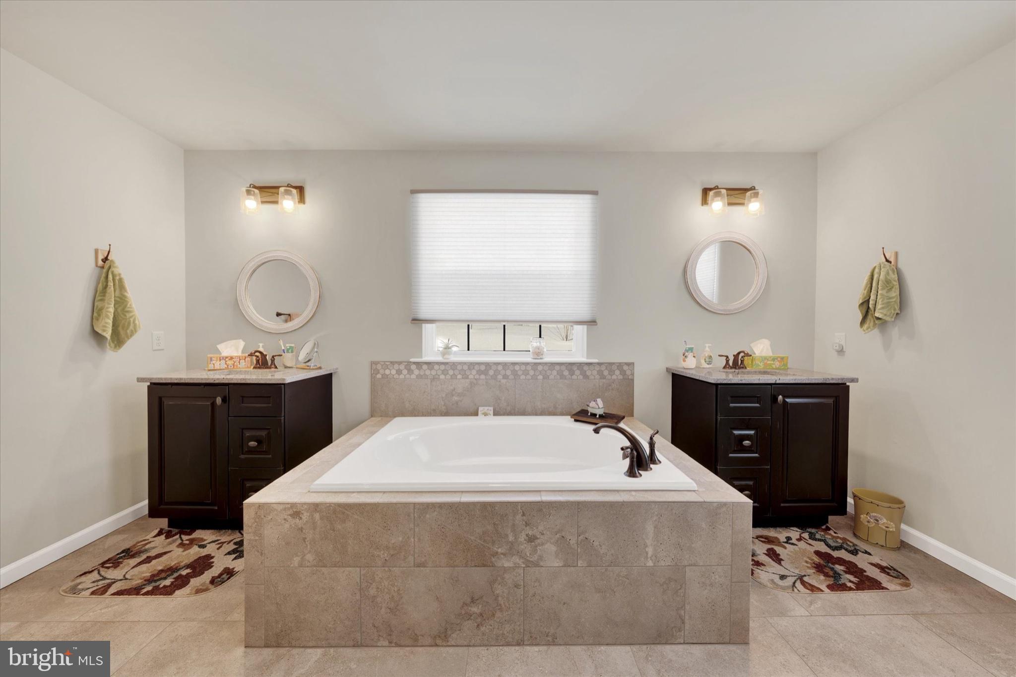 CALAIS @ LONGRIDGE - Residential