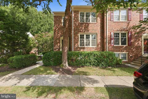 Photo of 7857 Hampton Village Pass, ANNANDALE, VA 22003 (MLS # VAFX2330304)