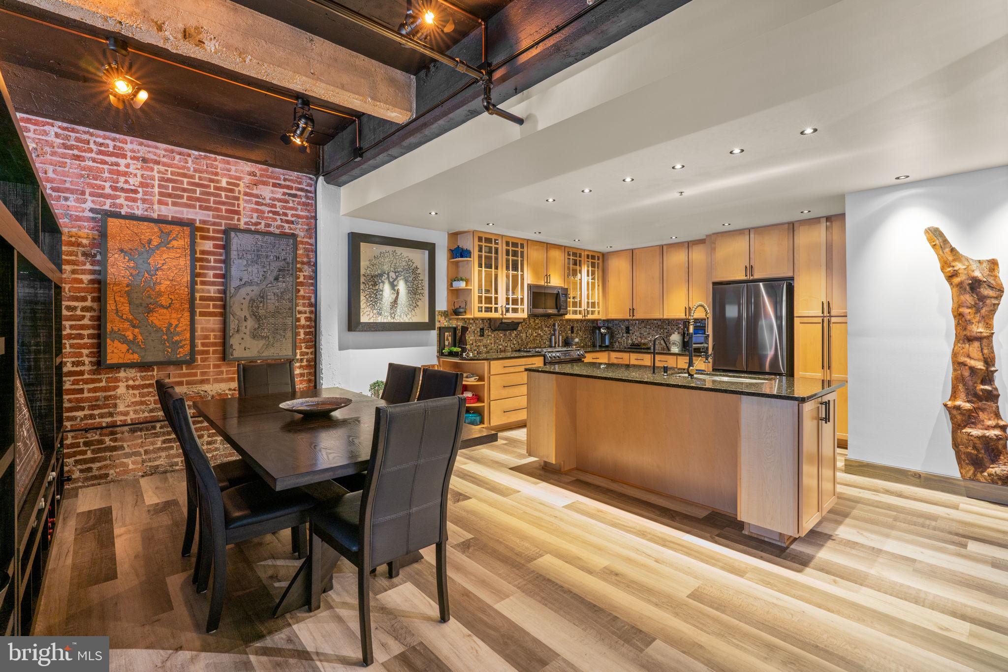BRECO CONDOMINIUMS - Residential