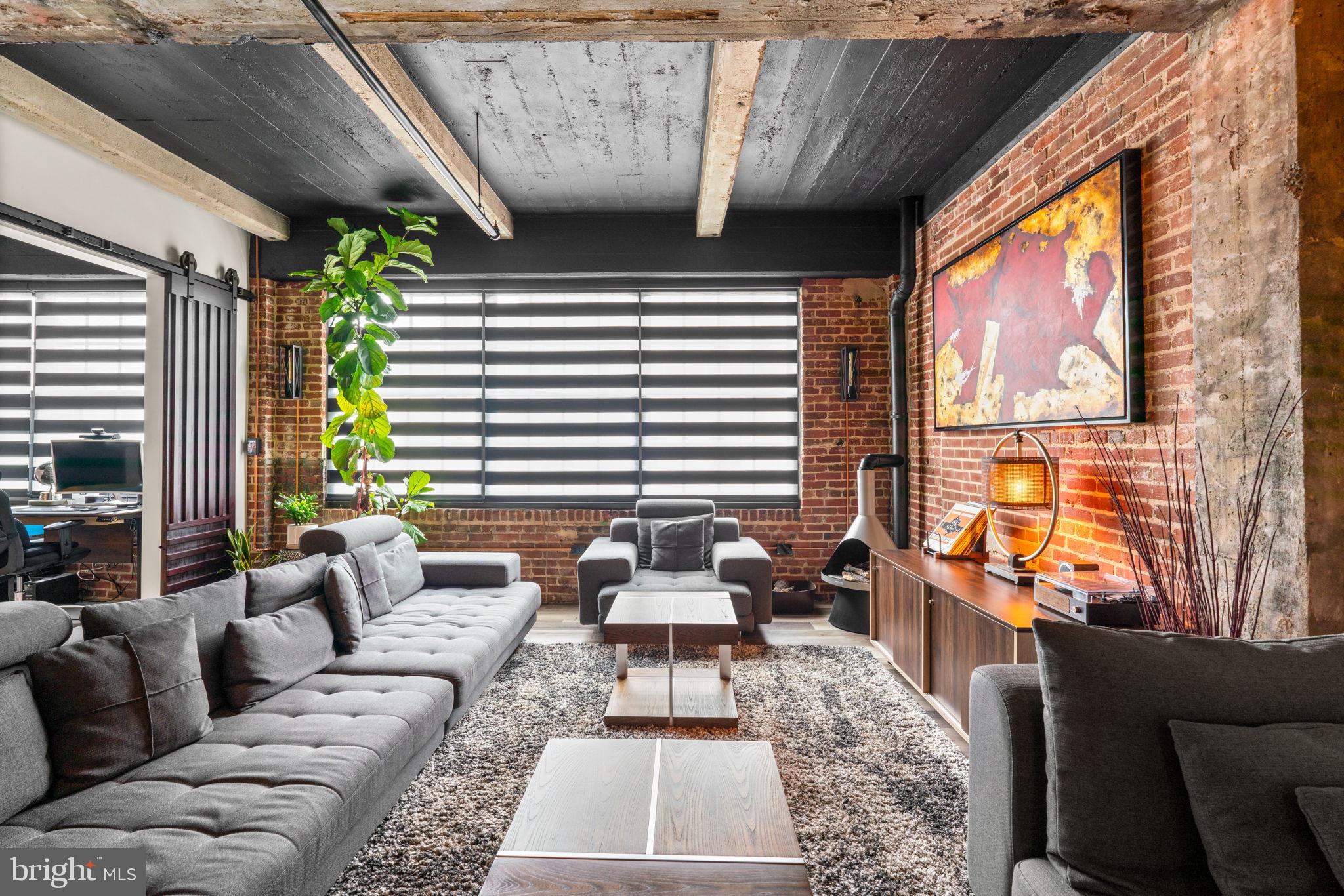 BRECO CONDOMINIUMS - Residential