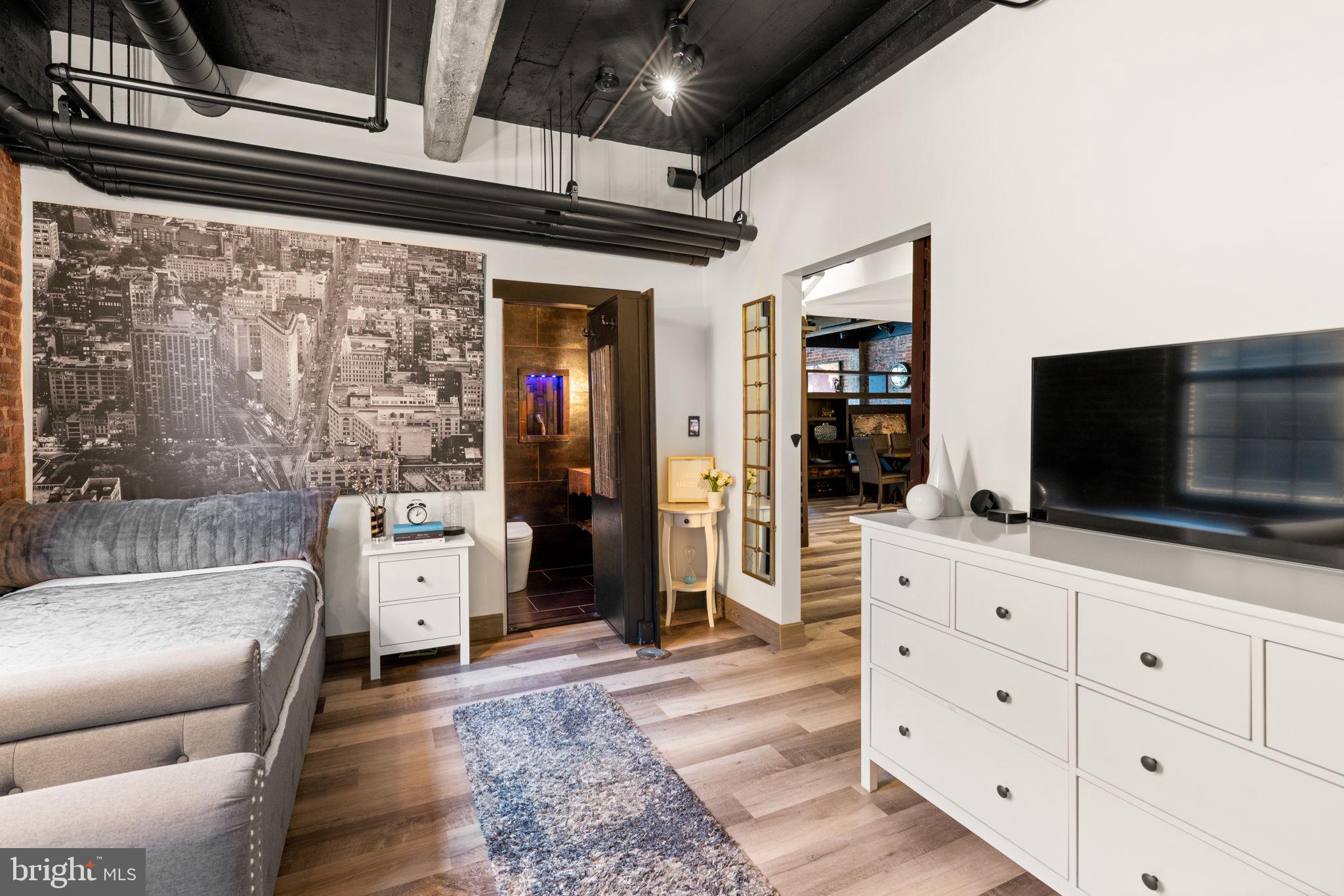 BRECO CONDOMINIUMS - Residential