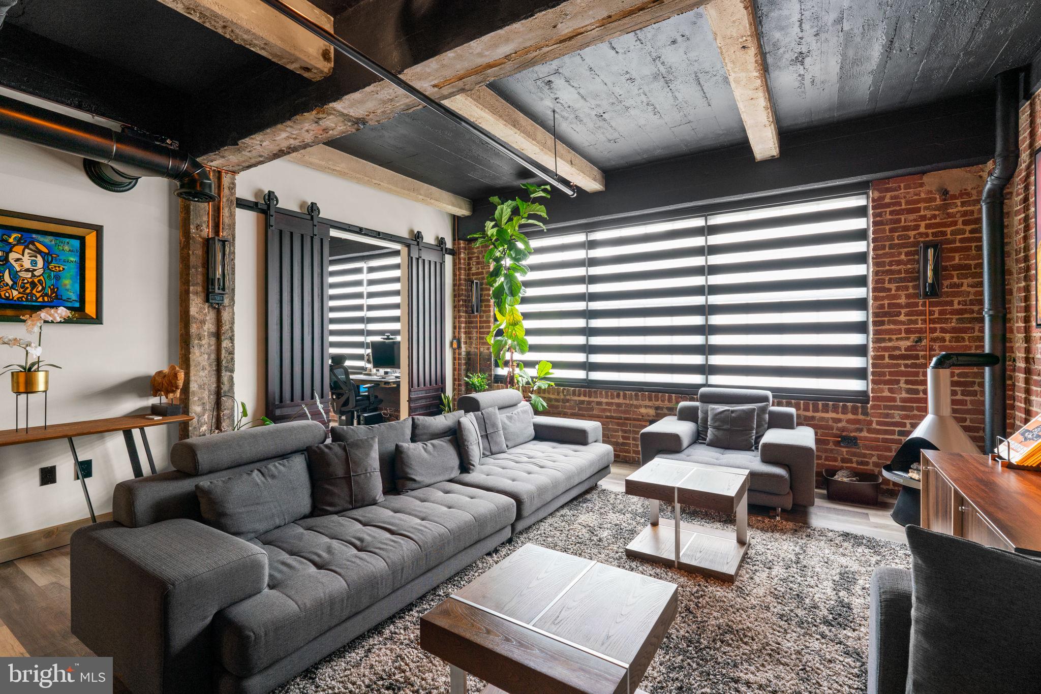 BRECO CONDOMINIUMS - Residential