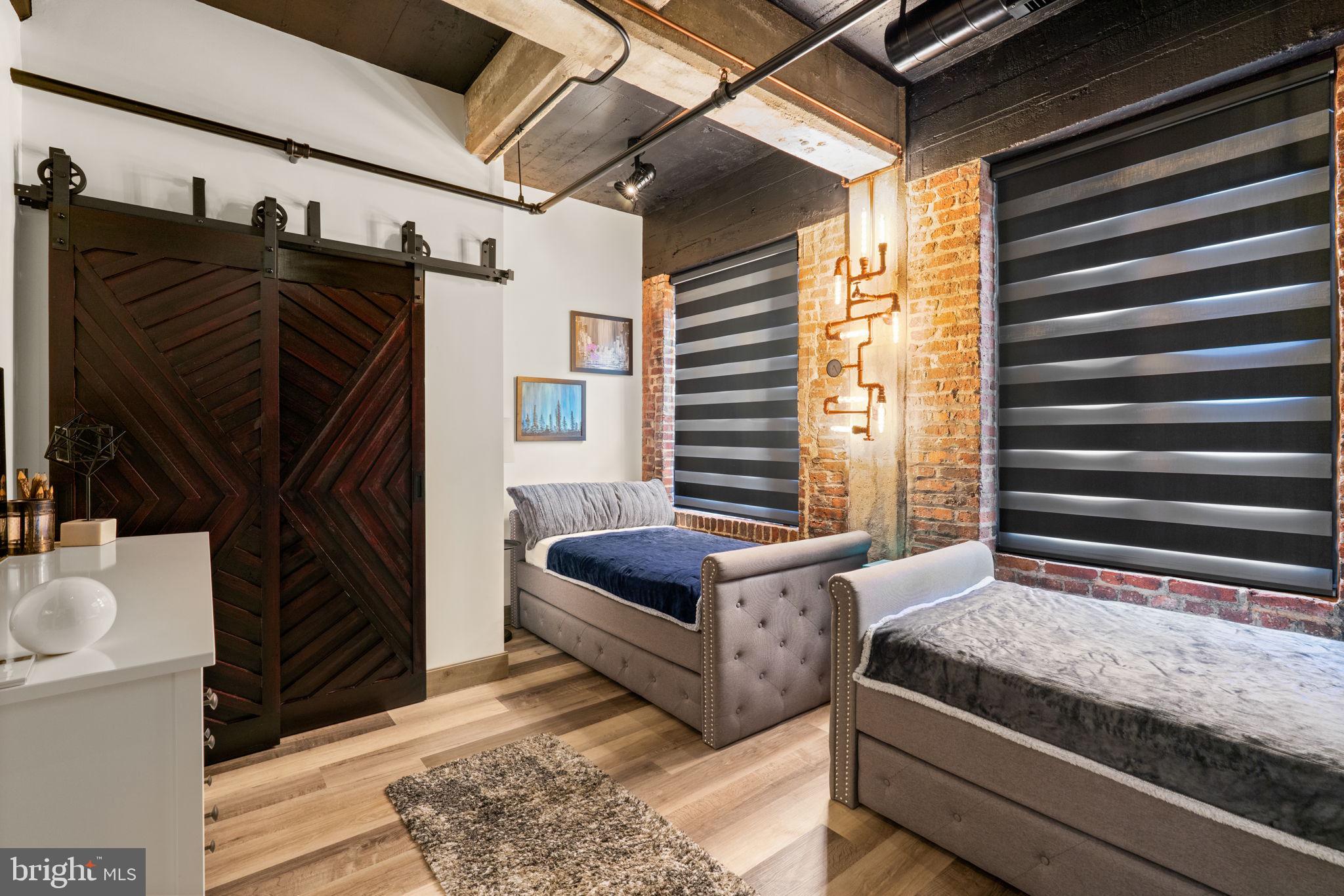 BRECO CONDOMINIUMS - Residential