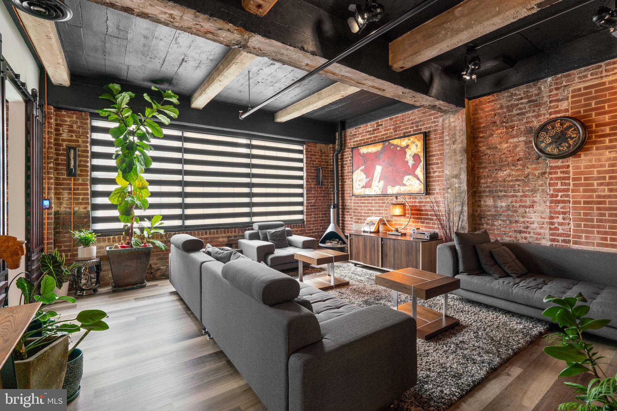 BRECO CONDOMINIUMS - Residential