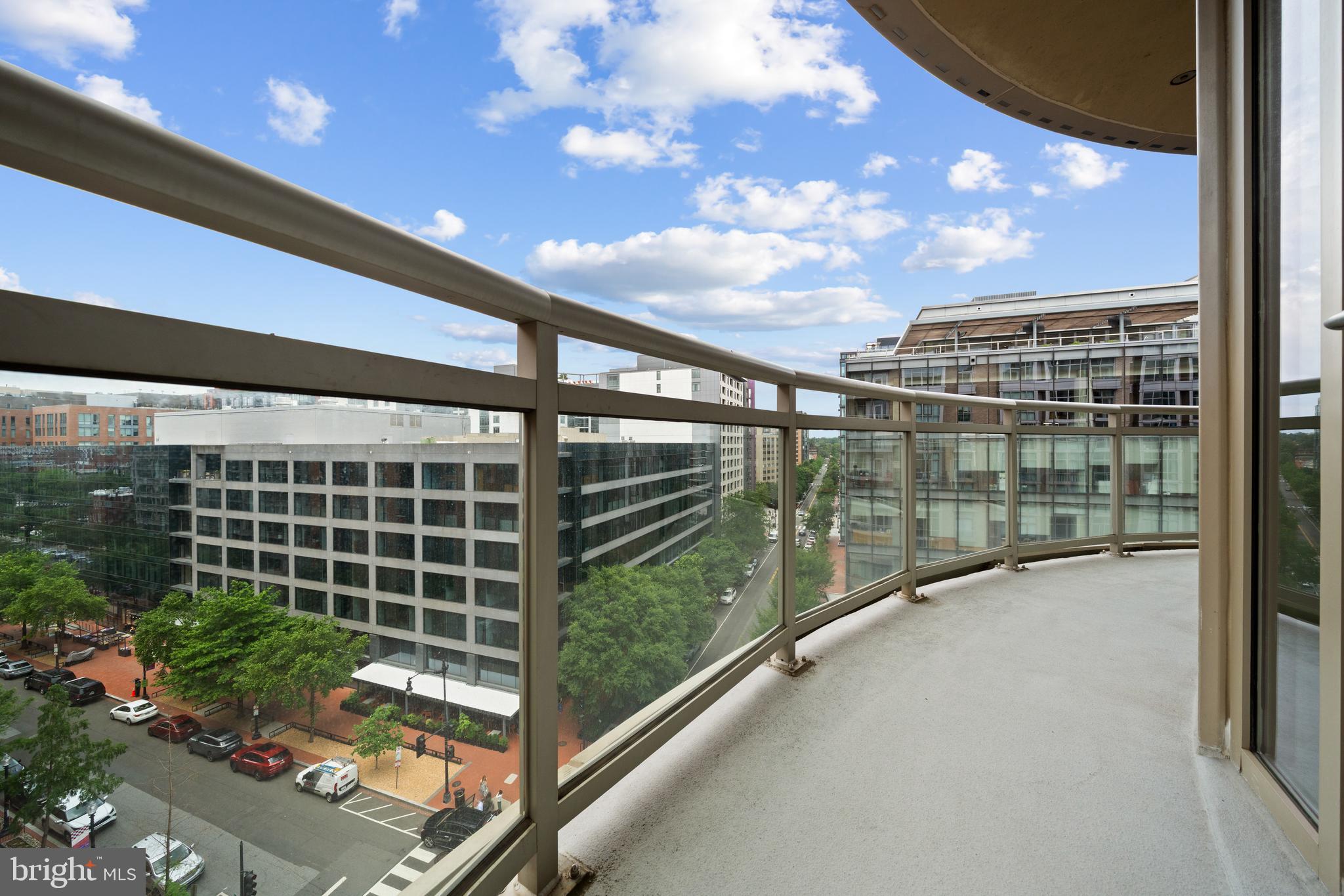 811 4TH STREET NW 811