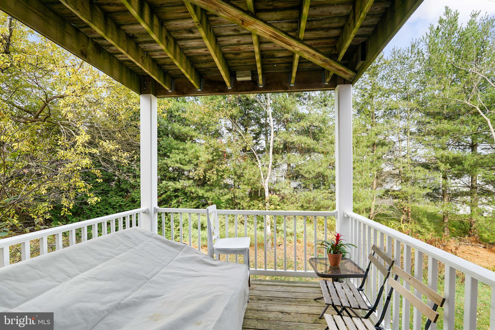 WALNUT HILL - Residential