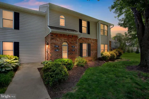 2307 Windfield Unit 2307, Glen Mills, PA MLS: PADE2090360