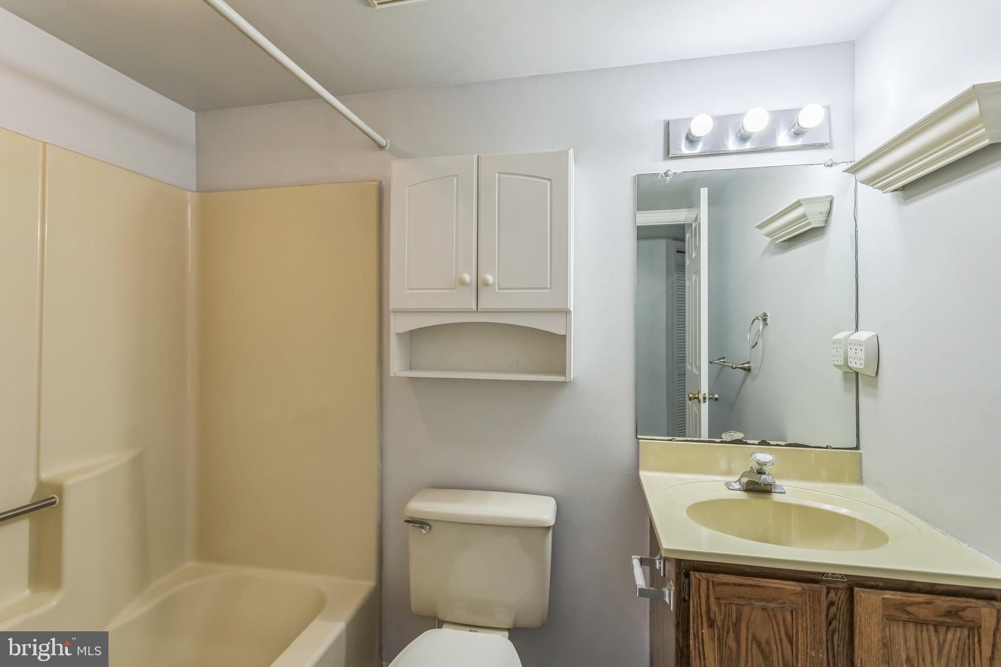 SPRINGHILL FARM - Residential