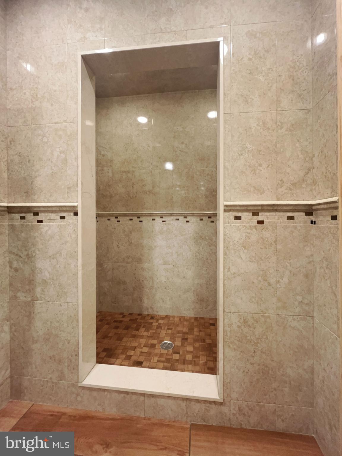 HOMETOWN - Residential