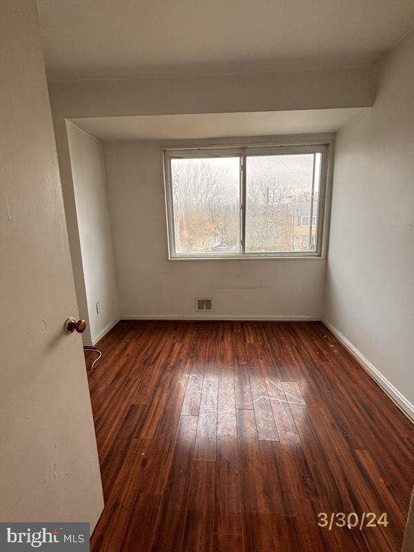 OXON RUN HILLS - Residential