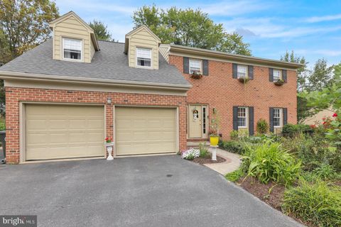 561 MILLCROSS ROAD LANCASTER PA 17601