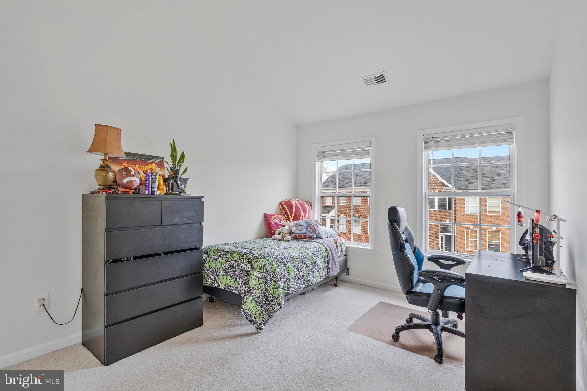 POTOMAC STATION - Residential