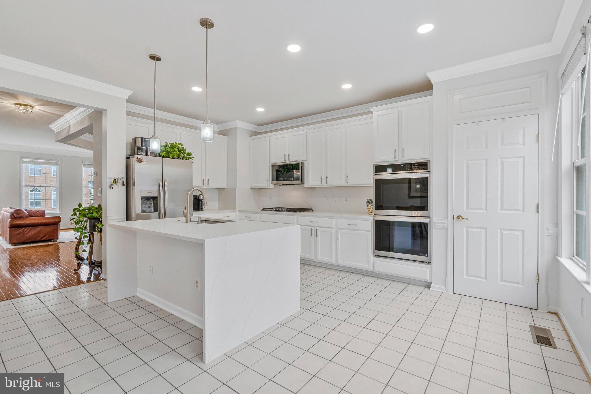 POTOMAC STATION - Residential