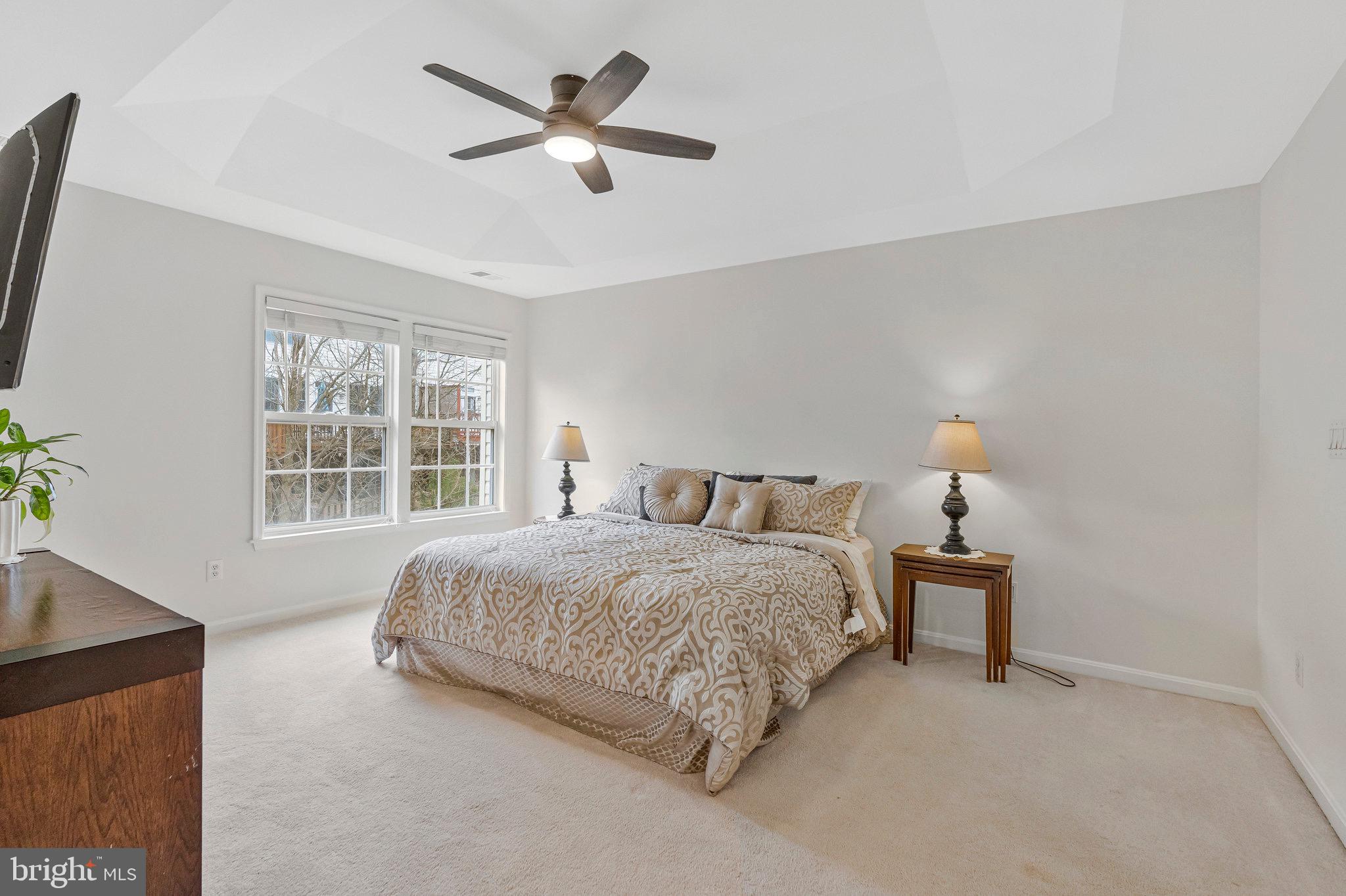 POTOMAC STATION - Residential