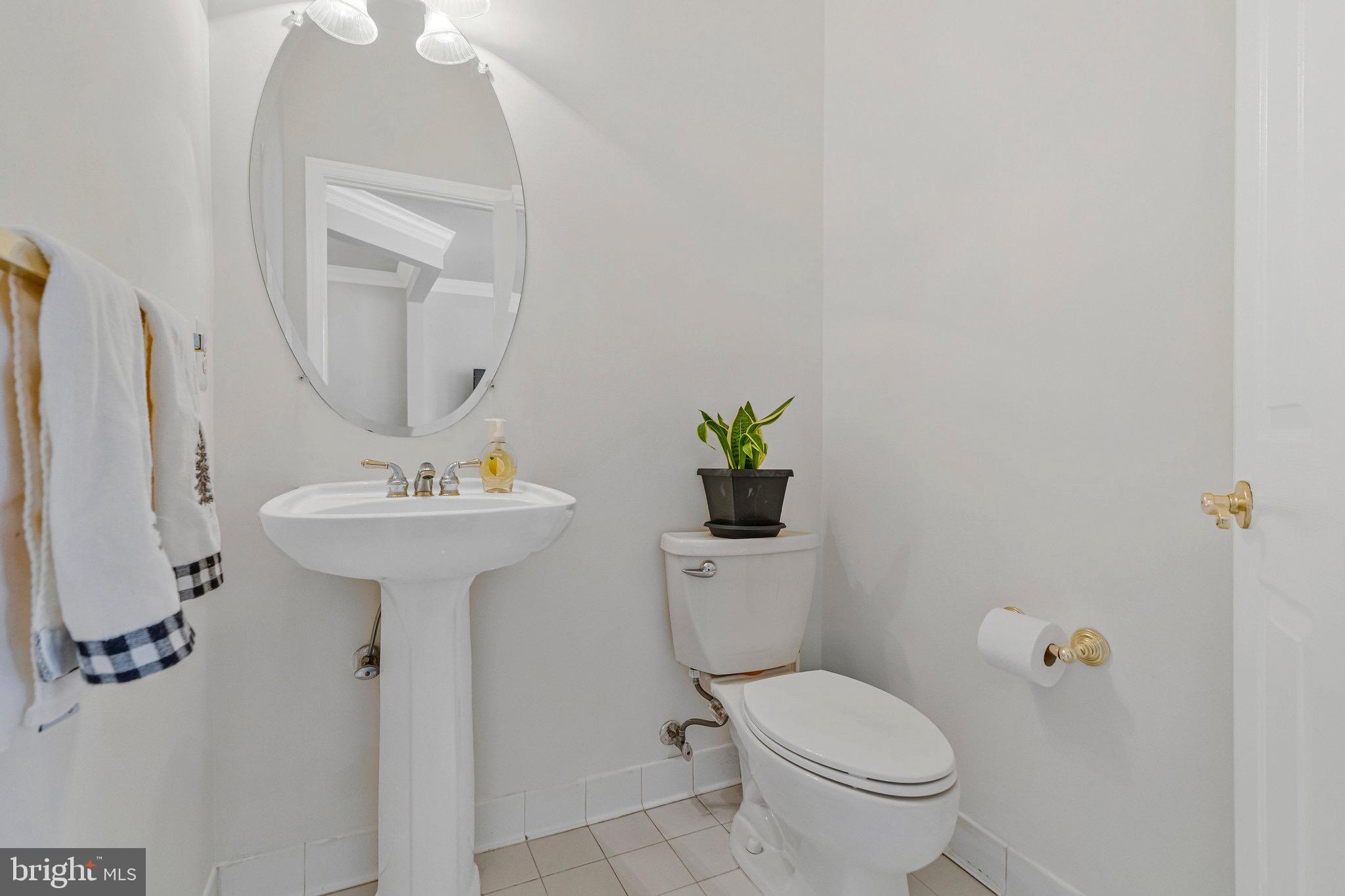 POTOMAC STATION - Residential