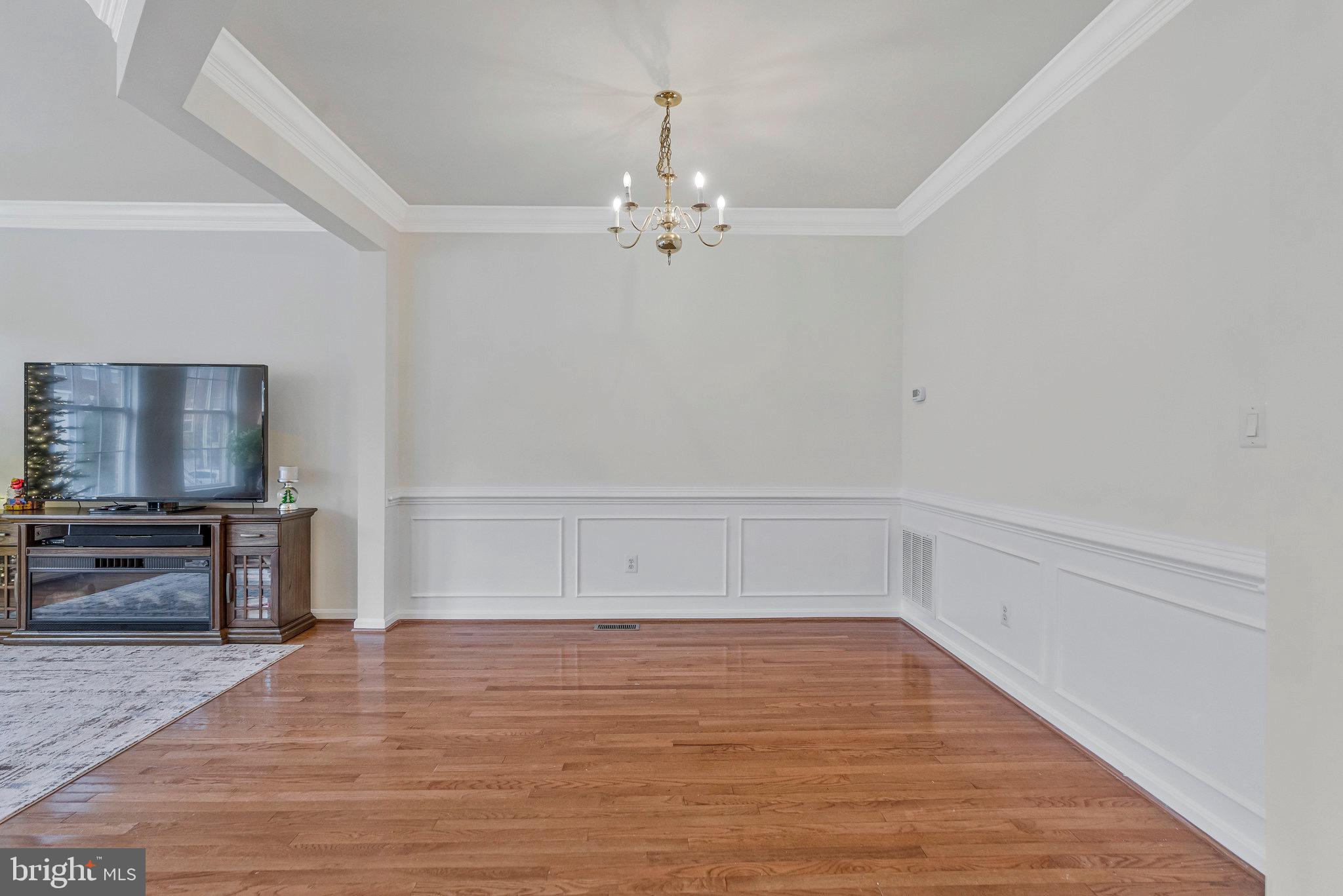 POTOMAC STATION - Residential