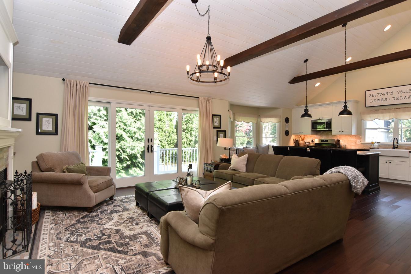 423 SEAGULL DRIVE