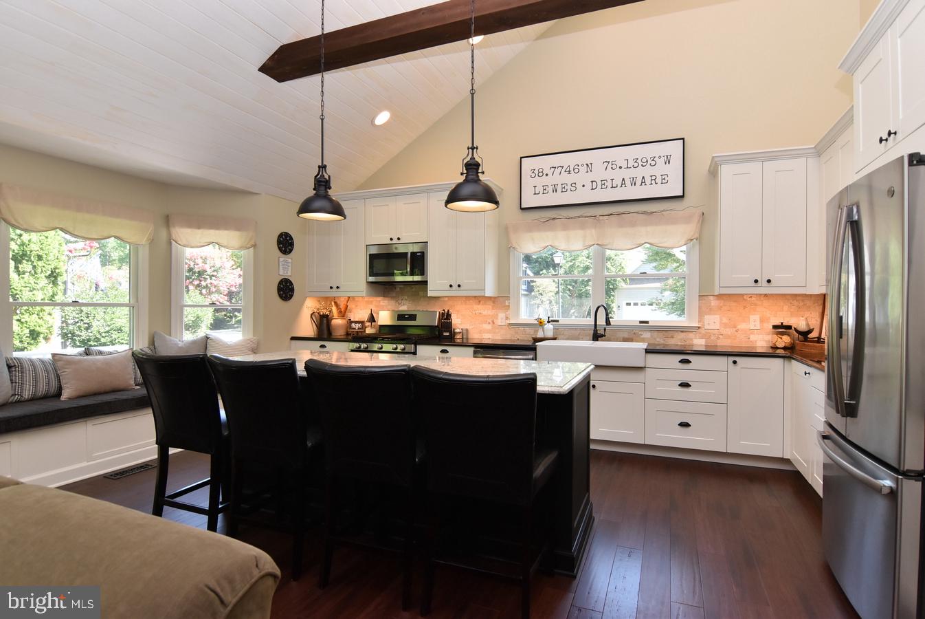 423 SEAGULL DRIVE