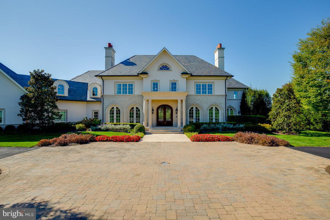 ESTATES @ CREIGHTON FARM - Residential