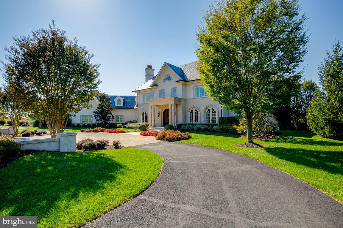 ESTATES @ CREIGHTON FARM - Residential