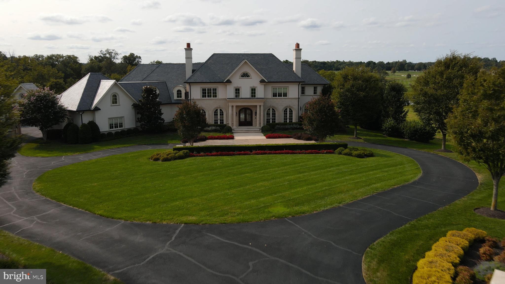 ESTATES @ CREIGHTON FARM - Residential