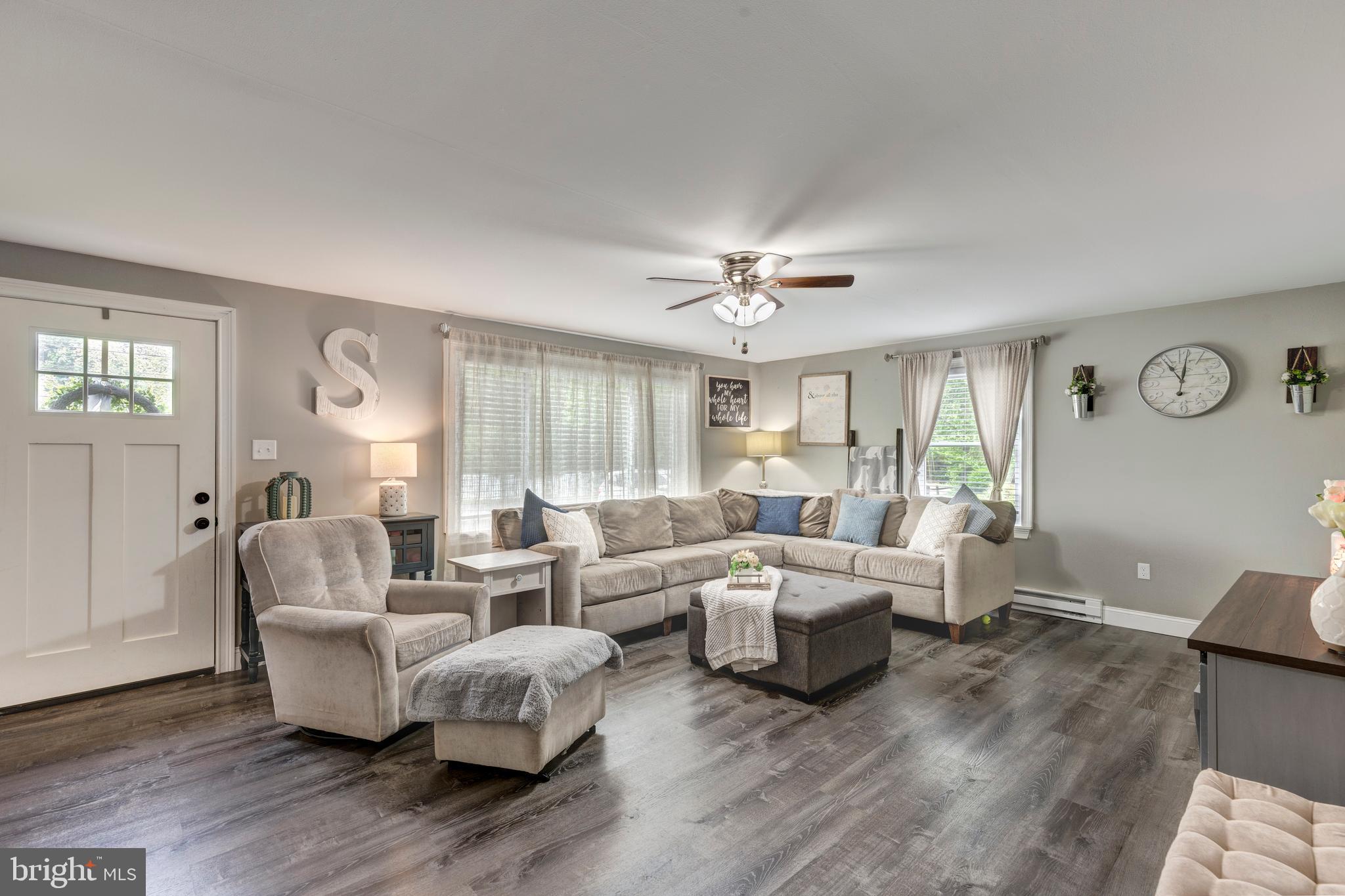 HAMPSTEAD - Residential