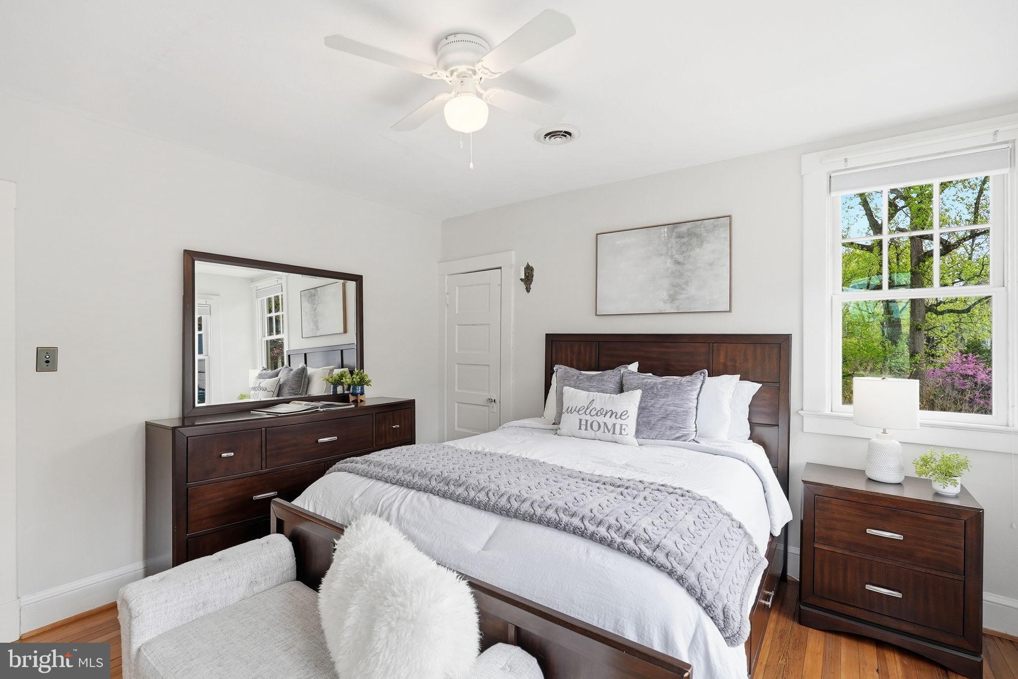 MAYWOOD - Residential